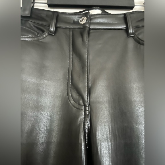 Aritzia Melina Pant - Black - Size 0 - Picture 3 of 5